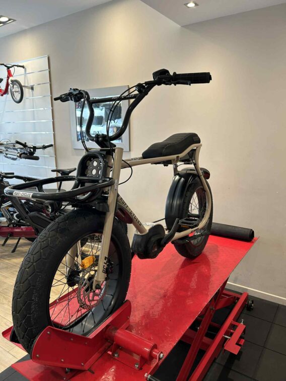 4d645d67-261f-4e53-8e3c-a7678c54cdd9 4d645d67-261f-4e53-8e3c-a7678c54cdd9